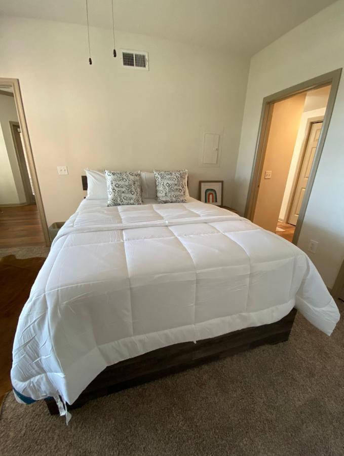 Bright & Modern Galleria Suite! 5 Star Location, Self Check In & Free Parking Houston Exterior photo